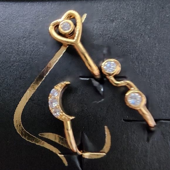 NIB 14K Gold Dipped Secret Box Crescent Moon Heart Faux Nose Ring Clips - Picture 4 of 9